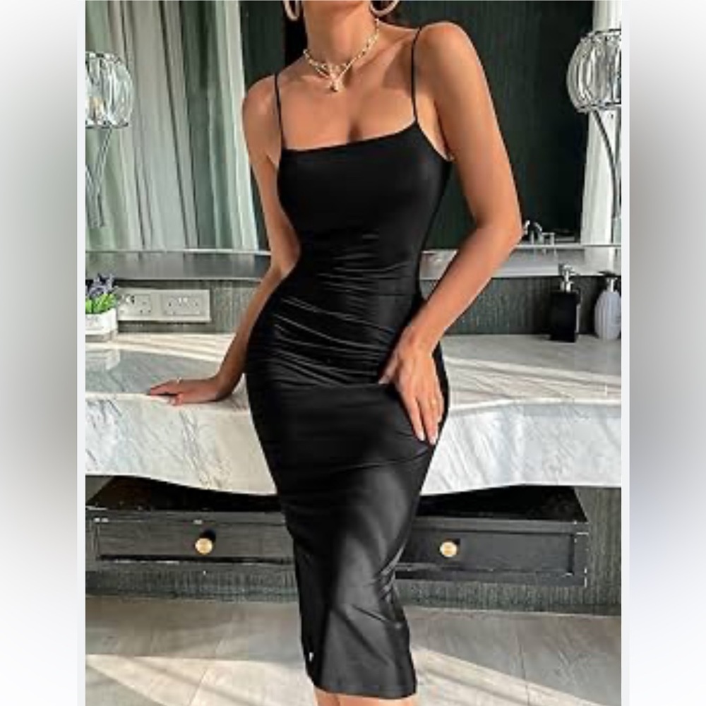 Elegant Black Sleeveless Dress